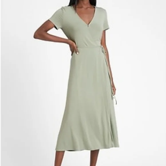 NWT BANANA REPUBLIC | Wrap Dress - Picture 3 of 10
